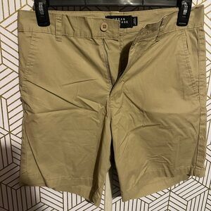 Urban Heritage Men’s Khaki Flat Front Shorts – Size 28
